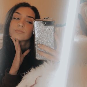 Meet your Posher, Cynda